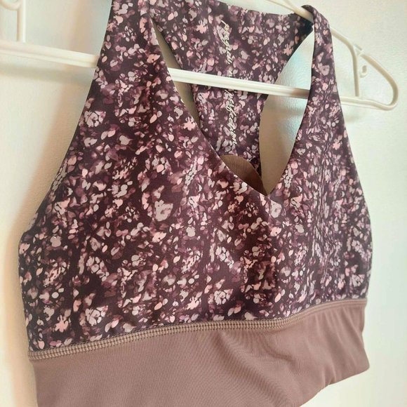 Sports bra with floral pattern - Picture 2 of 4